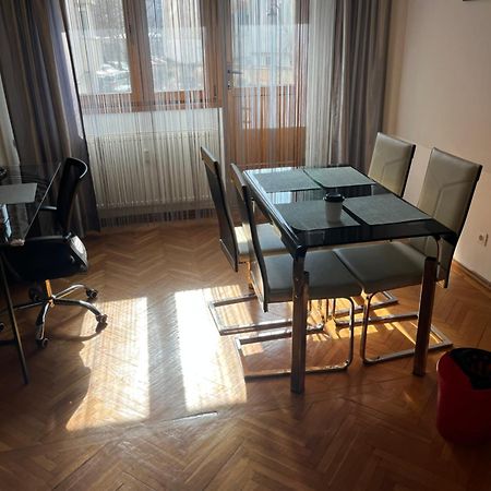 Romana 100 Sqm Deluxe Apartament บูคาเรสต์ ภายนอก รูปภาพ